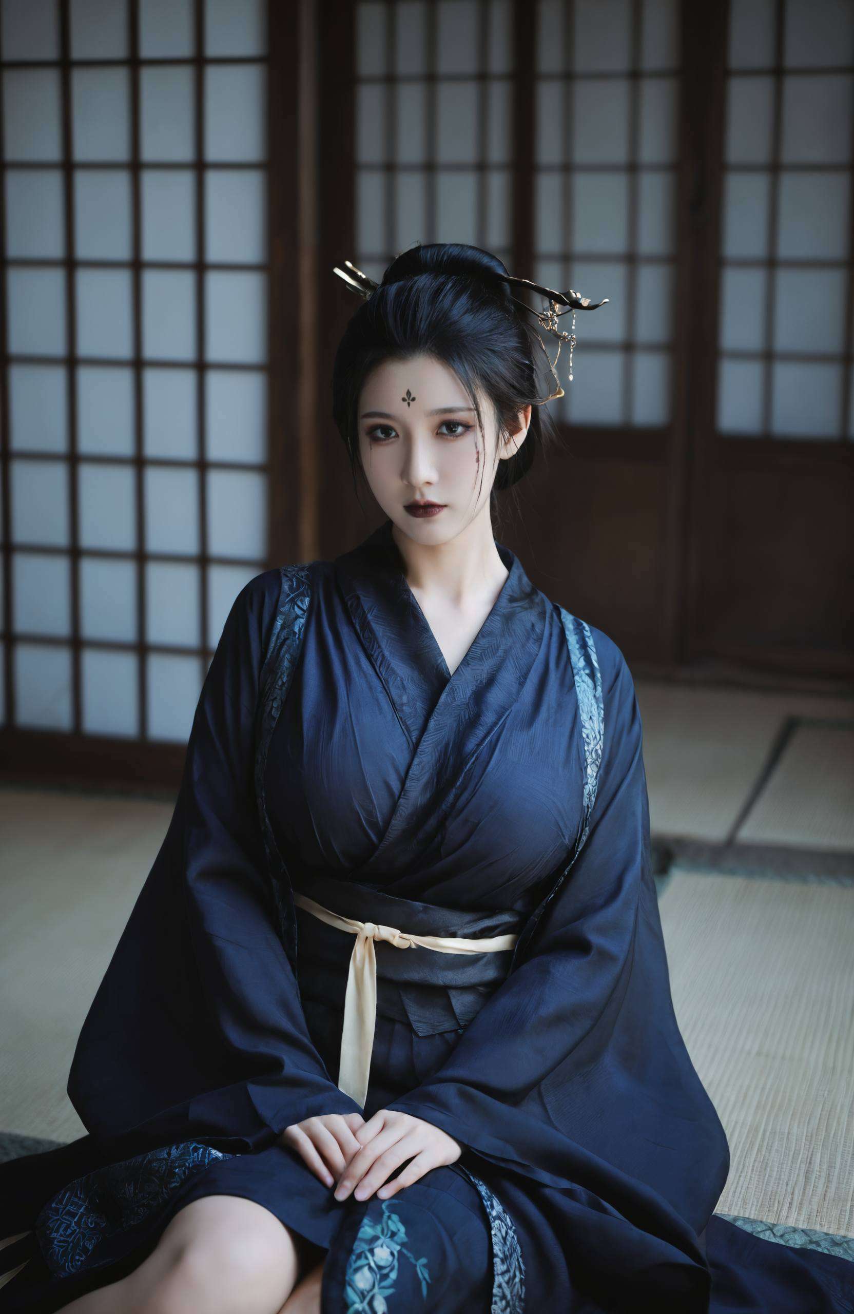 每天都有一个好心情！我这儿还有更多精彩——动漫女神、美女