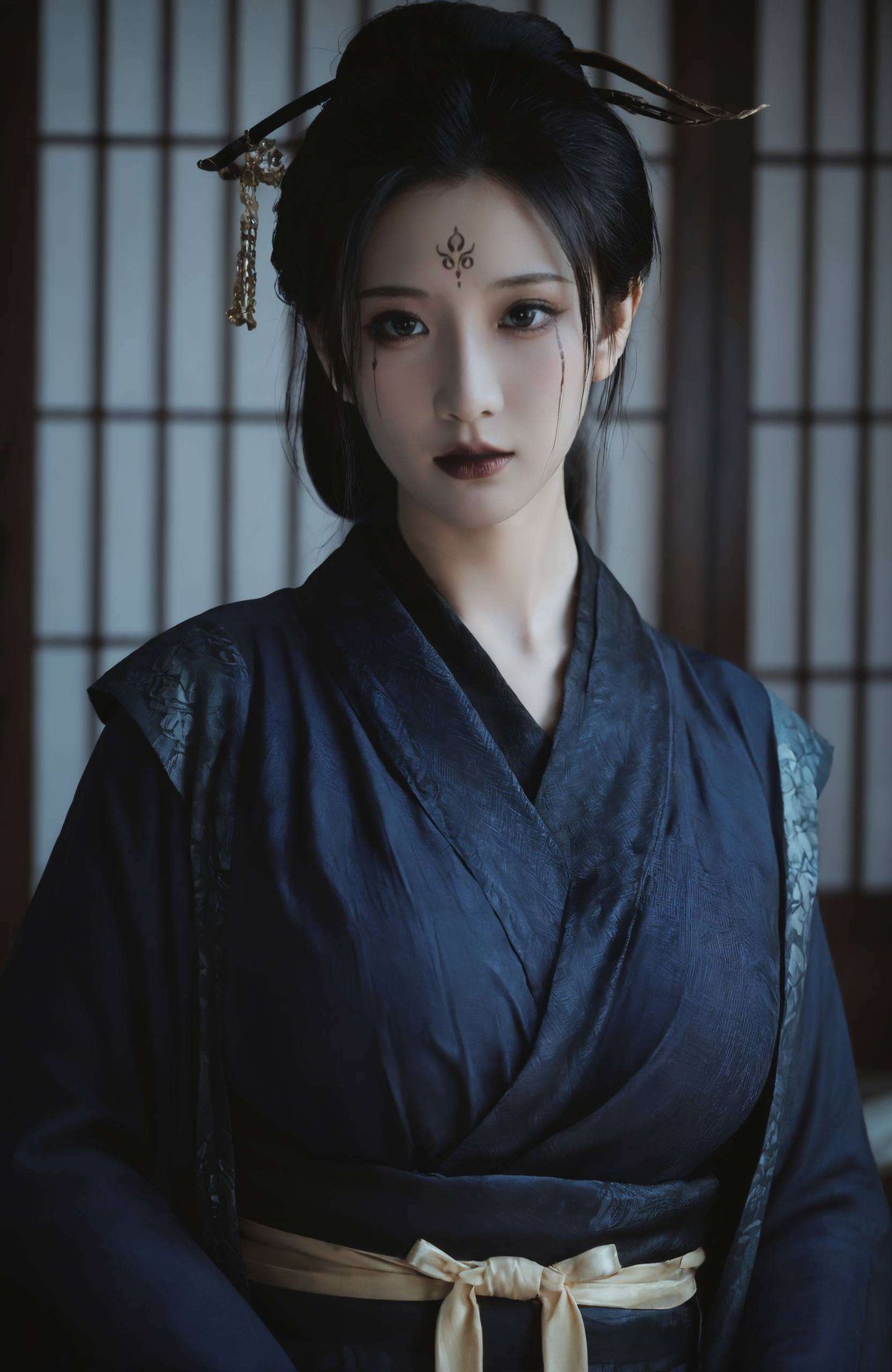 快来下载让你的平板瞬间焕发女主的魅力光彩！